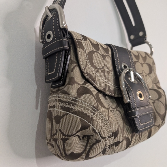 SOLD**Coach Vintage Y2K Signature logo Canvas mini Shoulder Bag - Brown and Tan - Picture 3 of 11